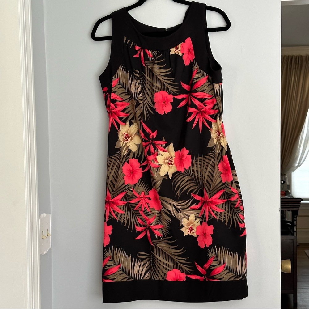 AB Studio Womens Sheath Dress  Sz 14. EUC.Red and cream flowers on black.